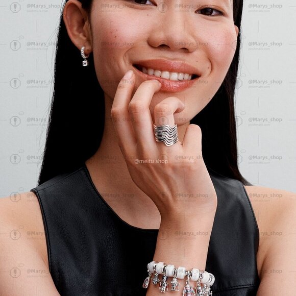 Pandora Moveable Nutcracker Dangle Charm - Picture 6 of 7